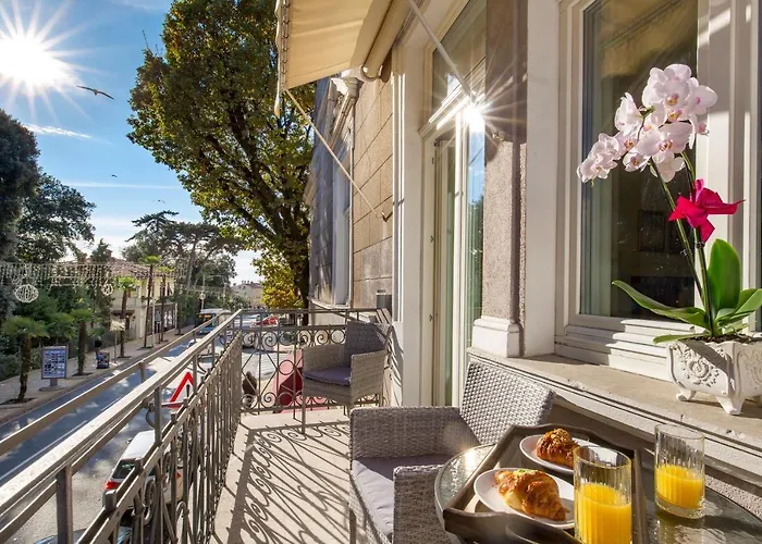 Villa Sokol Apartments Opatija Center