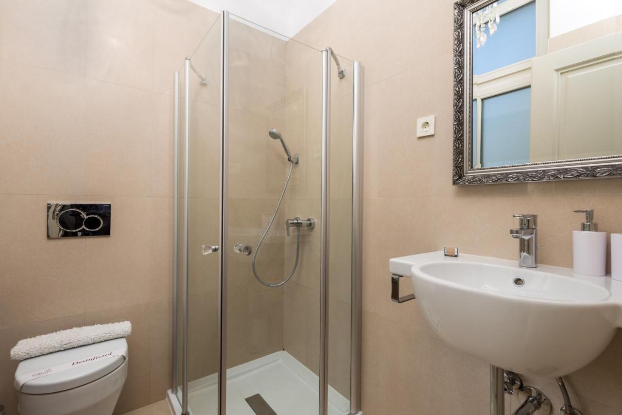Sokol Center Apartment *